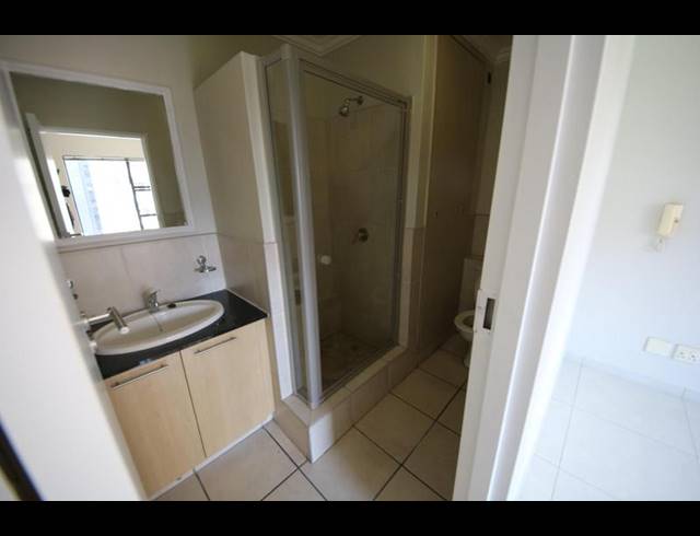 2 BEDROOM PROPERTY TO RENT IN SANDTON CBD